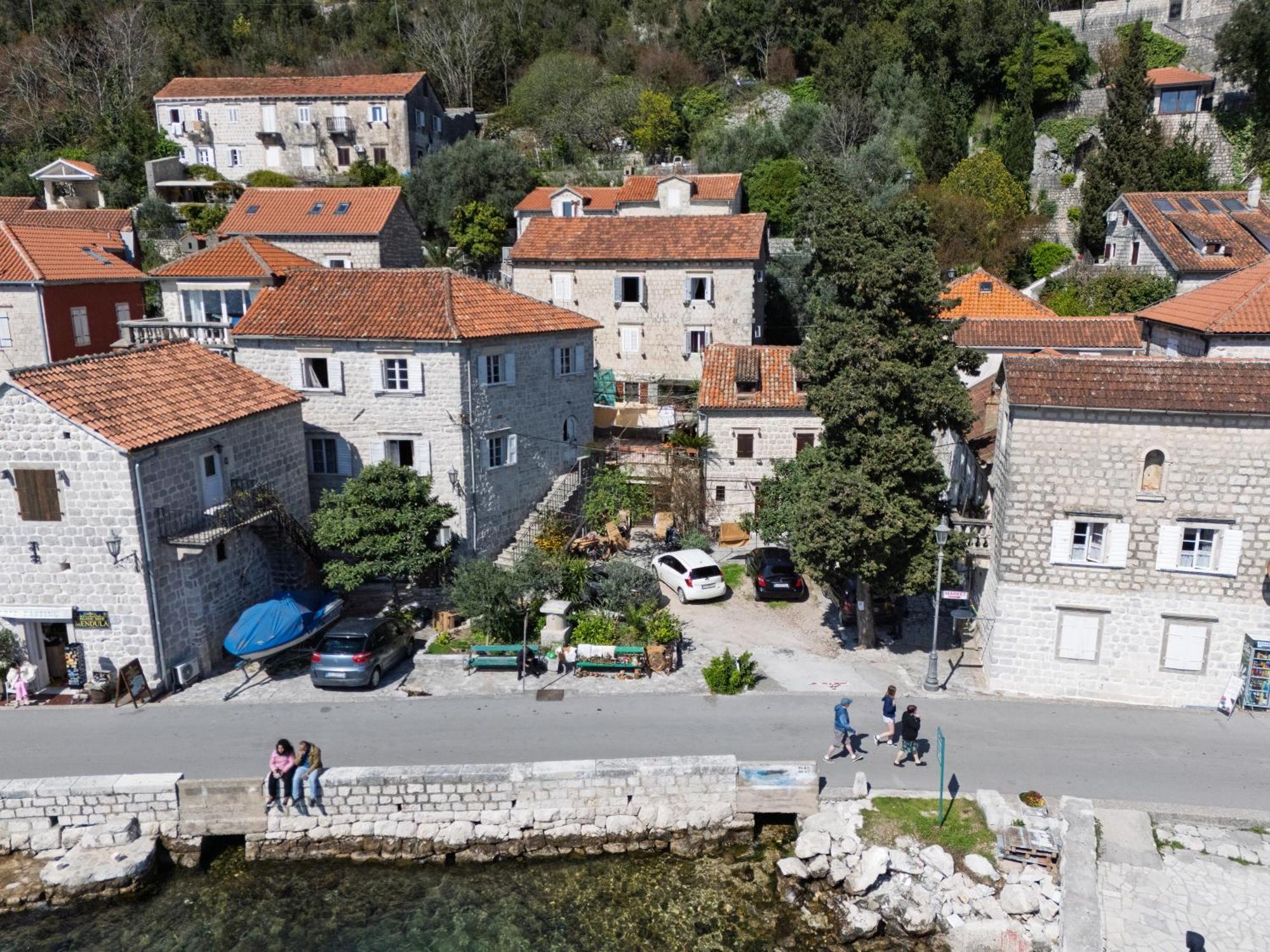 Bluemarine Rooms & Apartments Perast Exteriér fotografie